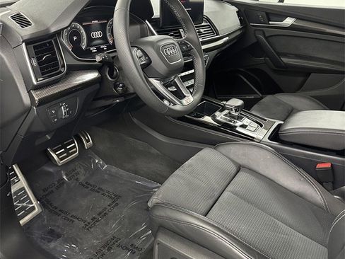 Used 2022 Audi SQ5 Premium Plus w/ Premium Plus Package image 10