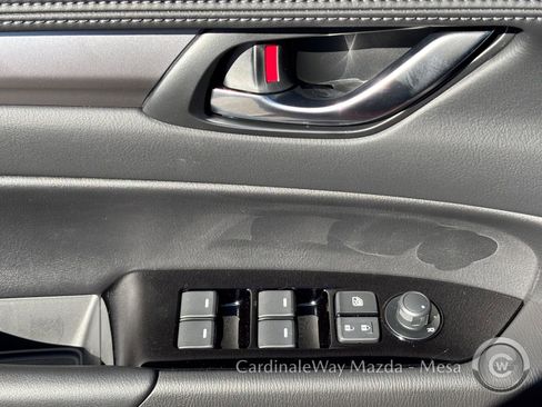 New 2025 MAZDA CX-5 AWD 2.5 S w/ Preferred Package image 17