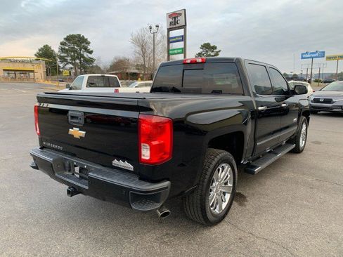 Used 2018 Chevrolet Silverado 1500 High Country image 3