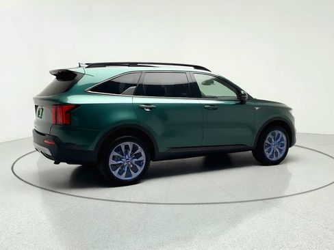 Certified 2022 Kia Sorento SX Prestige w/ Rust Color Package AWD/4WD image 6