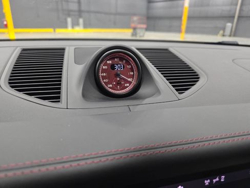 Used 2023 Porsche Macan GTS AWD/4WD image 39