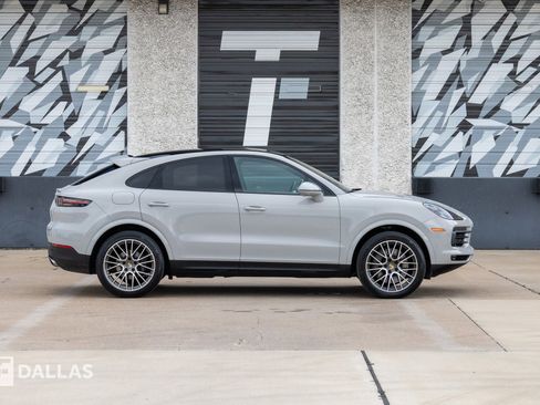 Used 2021 Porsche Cayenne S image 17