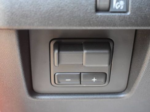 Used 2026 Chevrolet Colorado Trail Boss AWD/4WD image 22