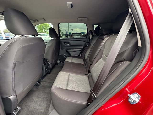 Certified 2026 Nissan Rogue SV AWD/4WD image 28