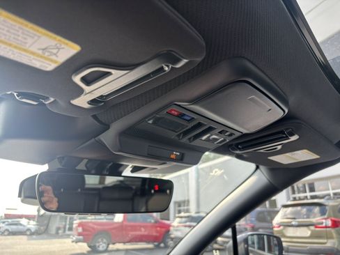 New 2026 Subaru Outback Limited image 28