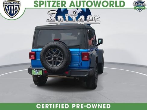 Used 2025 Jeep Wrangler Sport AWD/4WD image 8