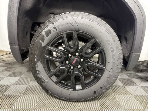 New 2026 GMC Sierra 1500 Elevation image 30