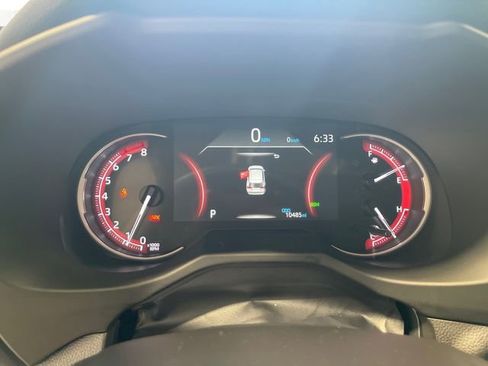 Used 2025 Toyota RAV4 XLE FWD image 10
