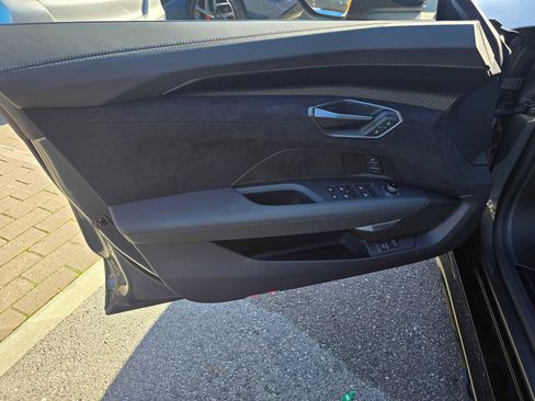 New 2026 Audi RS e-tron GT performance image 24