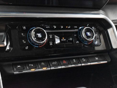 Used 2022 GMC Sierra 1500 Denali Ultimate image 18