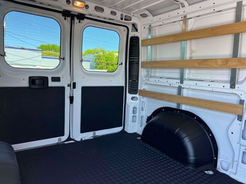 Used 2025 RAM ProMaster 2500 w/ U-Haul Equipment Group FWD image 12