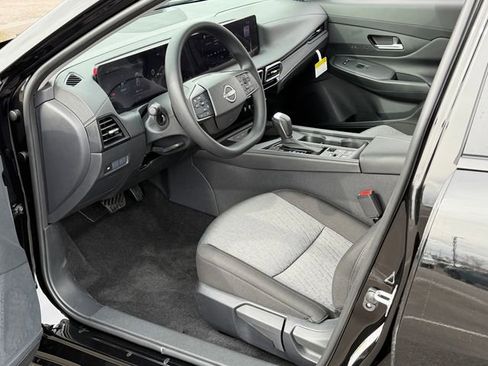 New 2026 Nissan Sentra SV w/ Floor Mat Package FWD image 11
