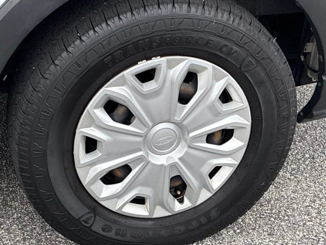 Certified 2019 Ford Transit 150 XLT RWD image 16