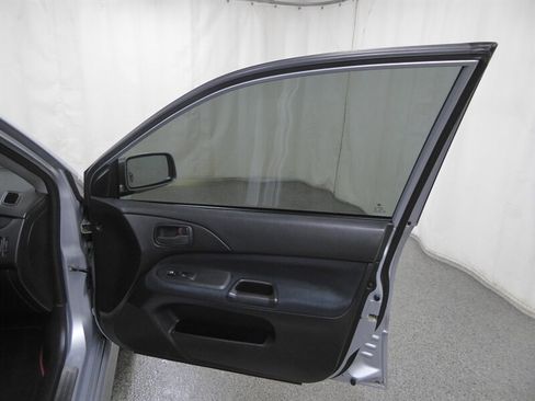 Used 2005 Mitsubishi Lancer Evolution MR AWD/4WD image 28