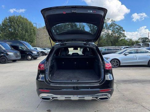 Certified 2025 Mercedes-Benz GLC 300 GLC 300 image 22