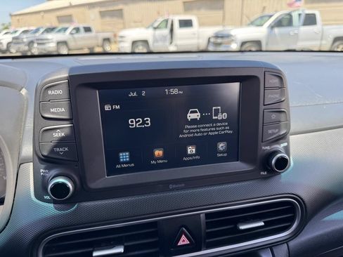 Used 2020 Hyundai Kona SE FWD image 25