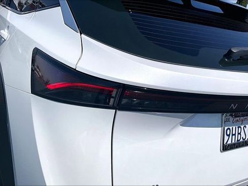 Certified 2023 Nissan Ariya FWD image 23