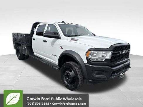Used 2020 RAM 5500 Tradesman w/ Max Tow Package AWD/4WD image 3