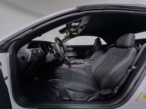 Used 2023 Ford Mustang Convertible w/ Equipment Group 101A image 15