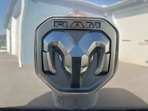 Used 2022 RAM 2500 Laramie AWD/4WD image 43