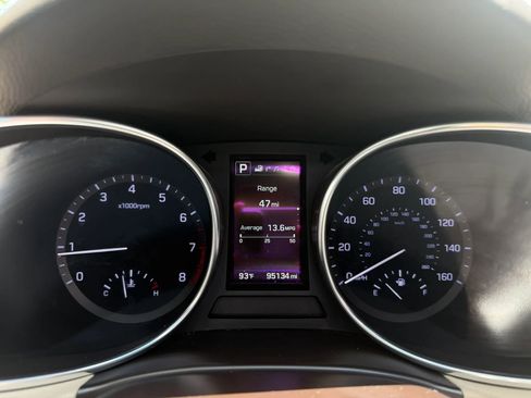 Used 2018 Hyundai Santa Fe Sport FWD image 25