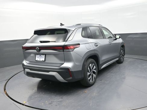 New 2026 Volkswagen Tiguan S FWD image 10