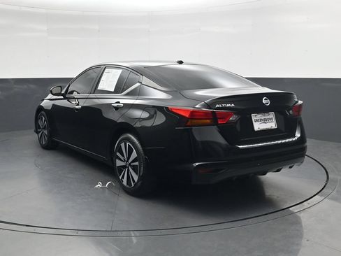 Used 2022 Nissan Altima 2.5 SV FWD image 8