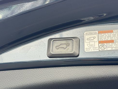 Used 2018 Toyota RAV4 Limited w/ All Weather Liner Package image 36