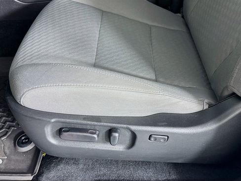 Used 2023 Toyota Tacoma SR5 AWD/4WD image 20