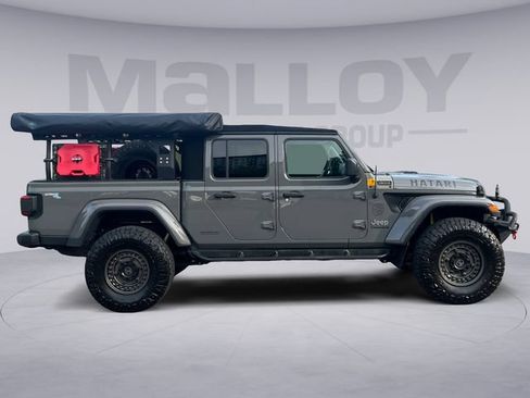 Used 2020 Jeep Gladiator Overland w/ LED Lighting Group AWD/4WD image 6