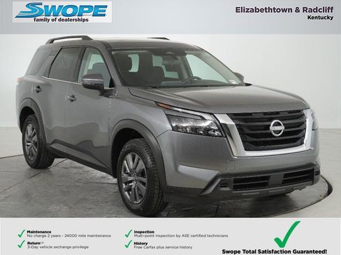 Used 2025 Nissan Pathfinder SV image 1