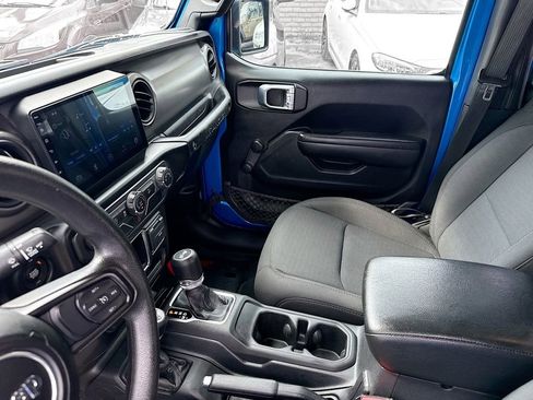 Used 2021 Jeep Wrangler Unlimited Sport image 26