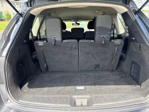 Used 2020 Nissan Pathfinder SV AWD/4WD image 41
