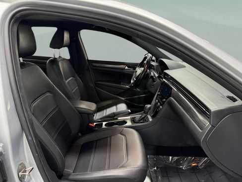 Used 2021 Volkswagen Passat 2.0T R-Line image 18