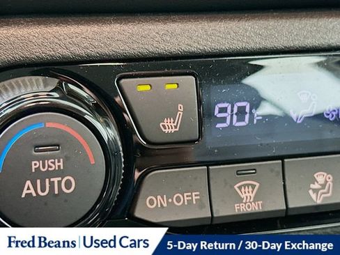 Used 2024 Nissan Kicks SR w/ SR Premium Package FWD image 26