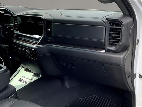 Used 2025 Chevrolet Silverado 1500 LT AWD/4WD image 24