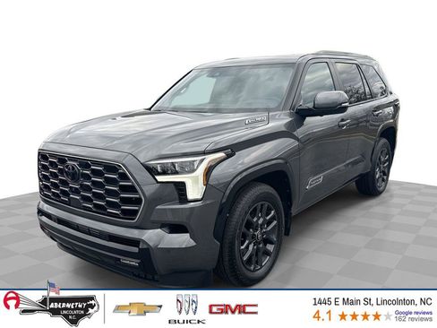 Used 2025 Toyota Sequoia Platinum image 1