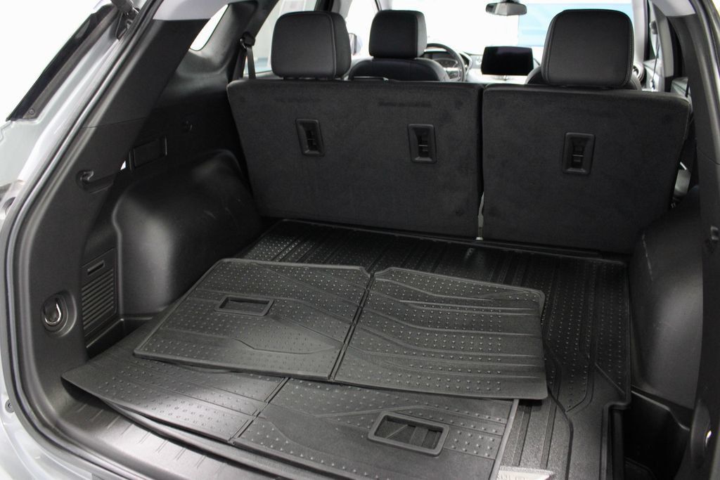 Used 2024 Chevrolet Blazer LT w/ LPO, Floor Liner Package FWD image 13