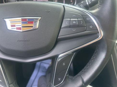 Used 2021 Cadillac XT5 Luxury FWD image 29