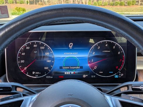 Used 2023 Mercedes-Benz C 300 Sedan image 16