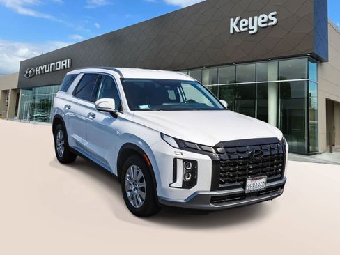 Used 2023 Hyundai Palisade SEL image 3