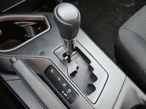 Used 2016 Toyota RAV4 LE image 25