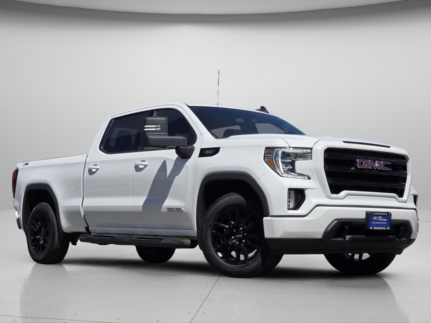 Used 2021 GMC Sierra 1500 Elevation w/ X31 Off-Road Package AWD/4WD image 2