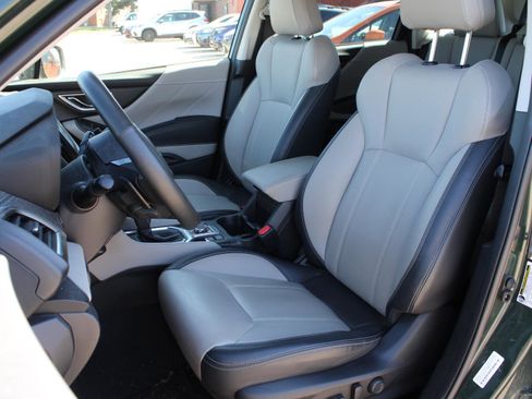 Used 2023 Subaru Forester Limited AWD/4WD image 18