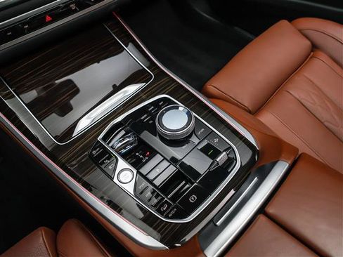 Used 2024 BMW X5 xDrive50e w/ Executive Package AWD/4WD image 28