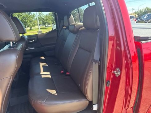 Used 2019 Toyota Tacoma Limited AWD/4WD image 26