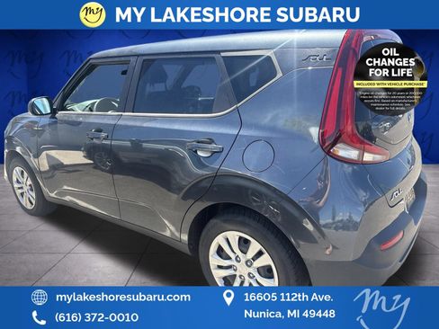 Used 2020 Kia Soul LX FWD image 4
