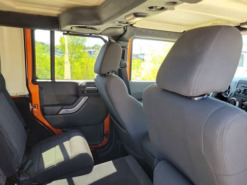 Used 2011 Jeep Wrangler Unlimited Sport AWD/4WD image 28