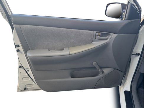 Used 2006 Toyota Corolla CE FWD image 14