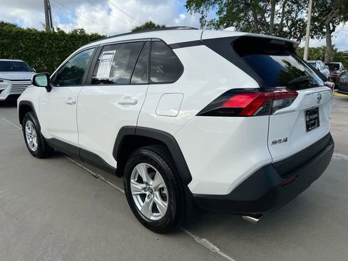 Used 2019 Toyota RAV4 XLE w/ Convenience Package image 5